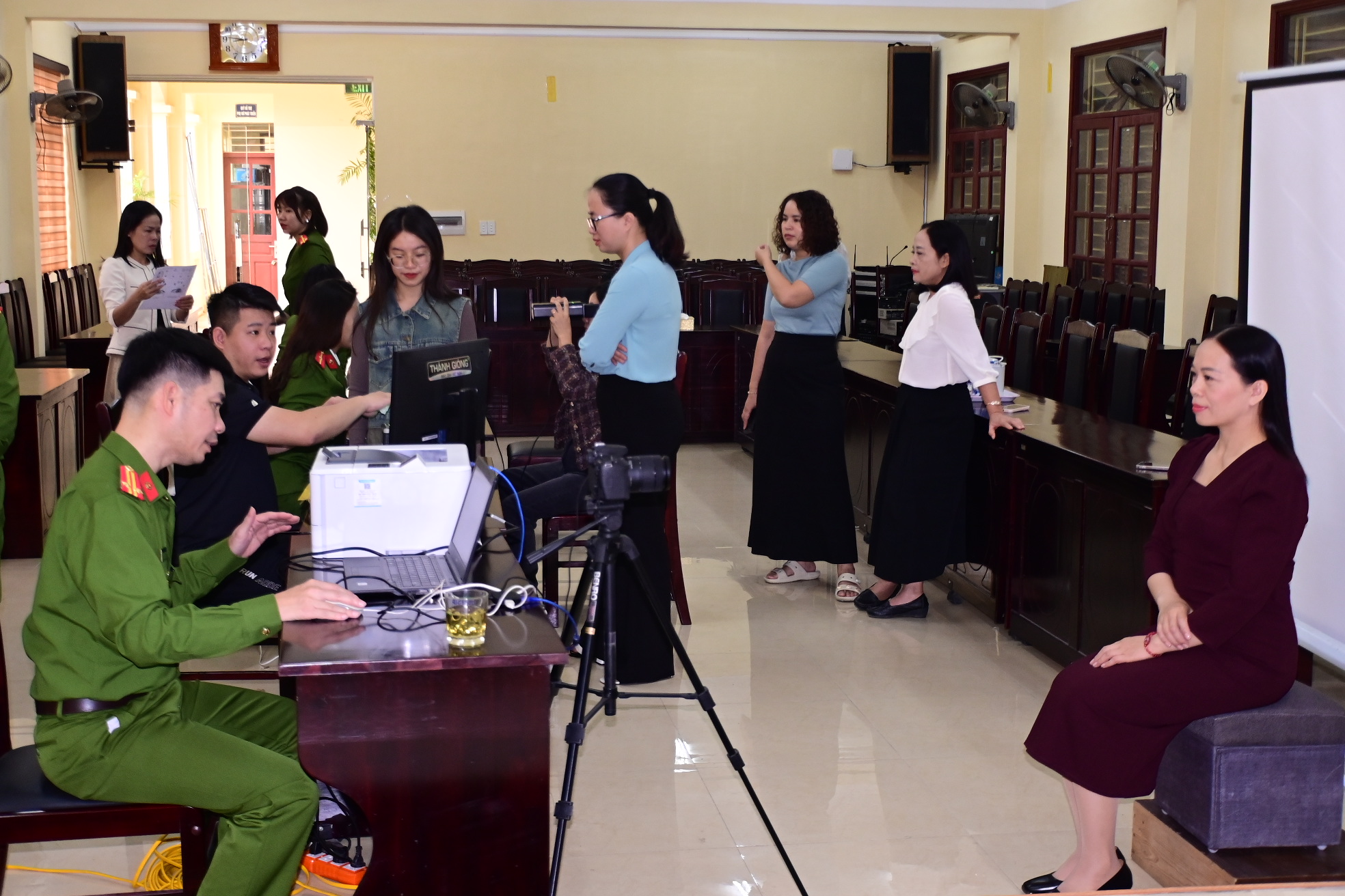 Triển khai dịch vụ công “Cấp đổi thẻ căn cước do thay đổi địa giới hành chính” trên VNeID